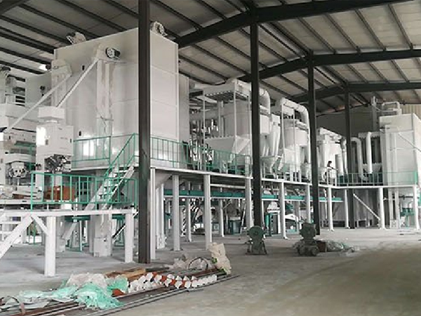 <a href=http://http://www.g-ma.cn/product/6/ target=_blank class=infotextkey>玉米加工機(jī)械</a>